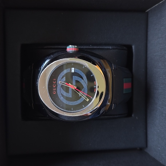 Gucci watch authentic - Picture 8 of 9